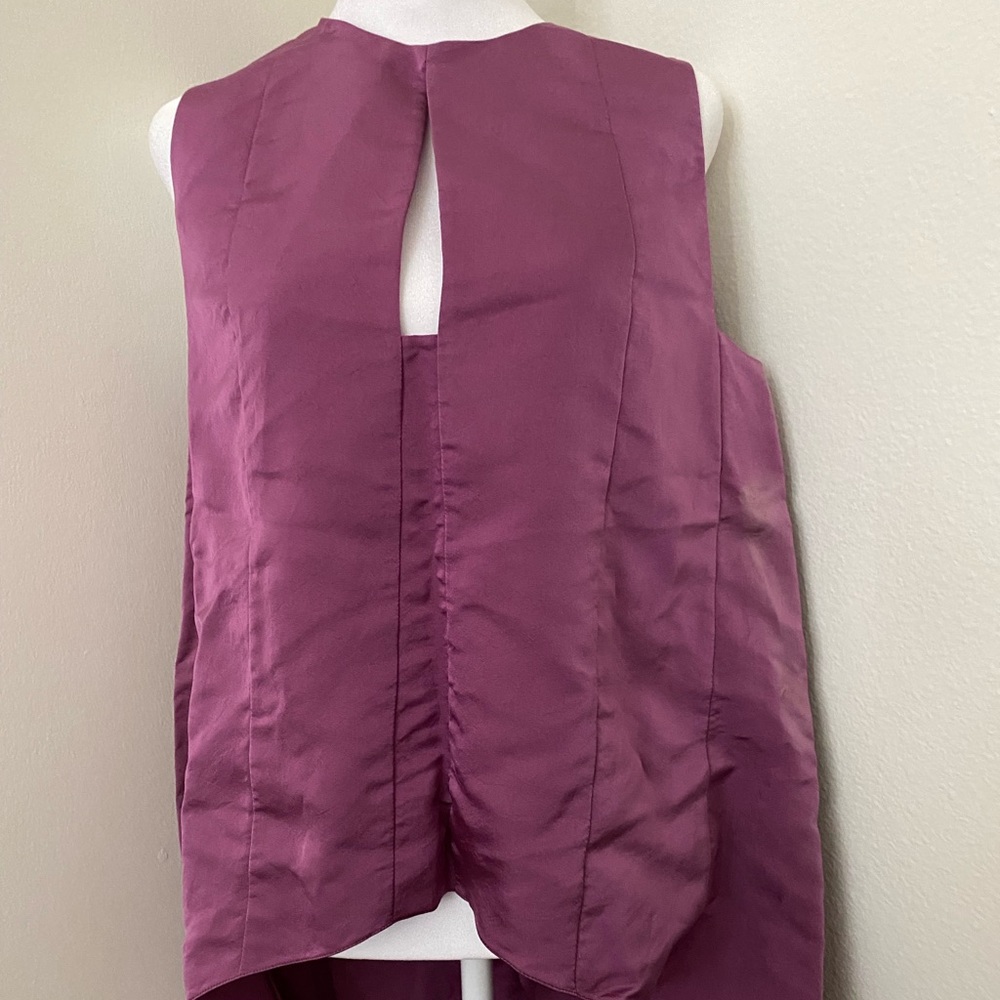 Narciso Rodrigues purple lilac short sleeve blouse with long train